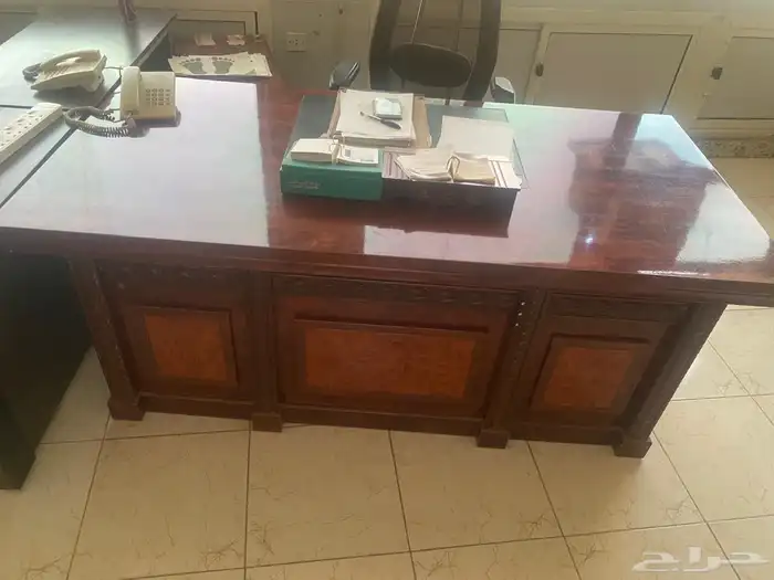 مكاتب بحاله جيده 0