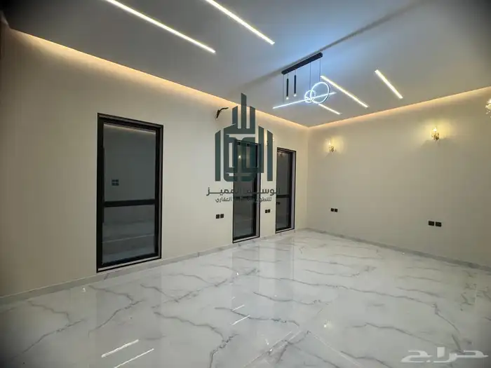 للبيع فيلا 3 ادوار منفصلة بحي الرحمانيه 3