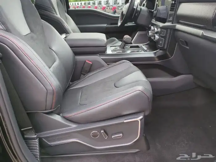 للبيع فورد F-150 رابتر 2025 جديد امريكي 28