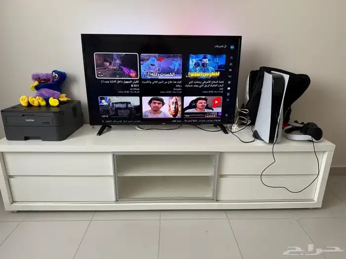 طاوله تلفزيون نظيفه جدا 0