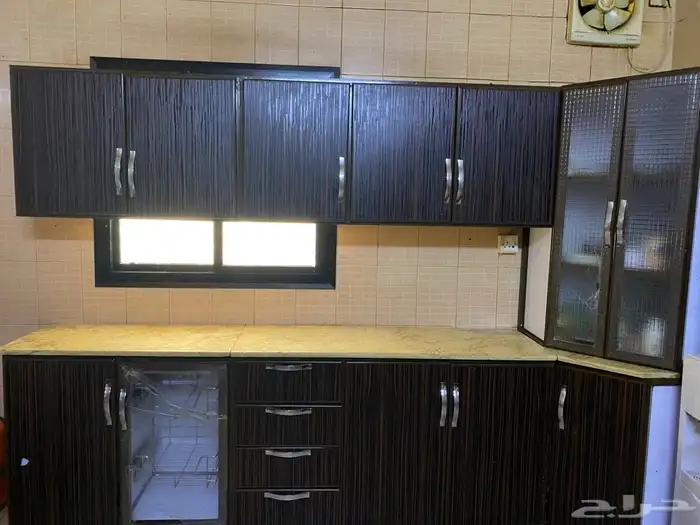 كنب ودولاب مطبخ للبيع 3
