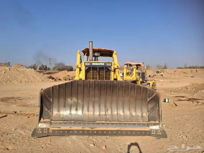 بلدوزر كوماتسوا 2008بقشان للبيع 7