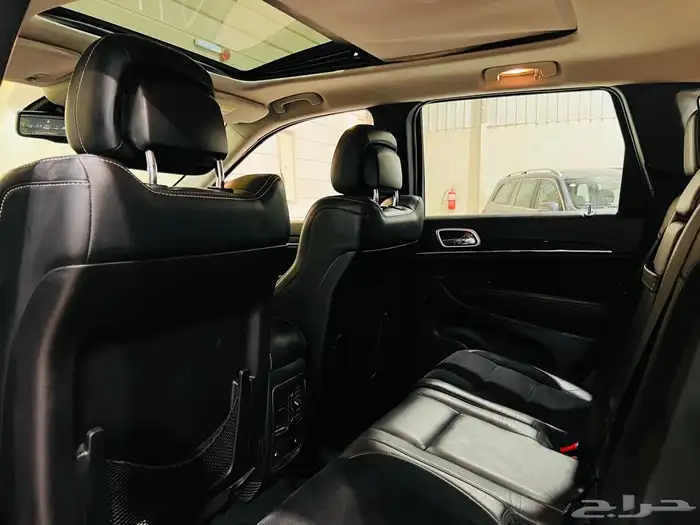 جراند شيروكي 2013 SRT ( بحالة ممتازة ) 8