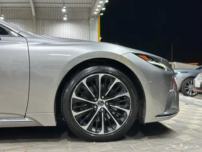 لكزس LS 350 BB موديل 2022 7