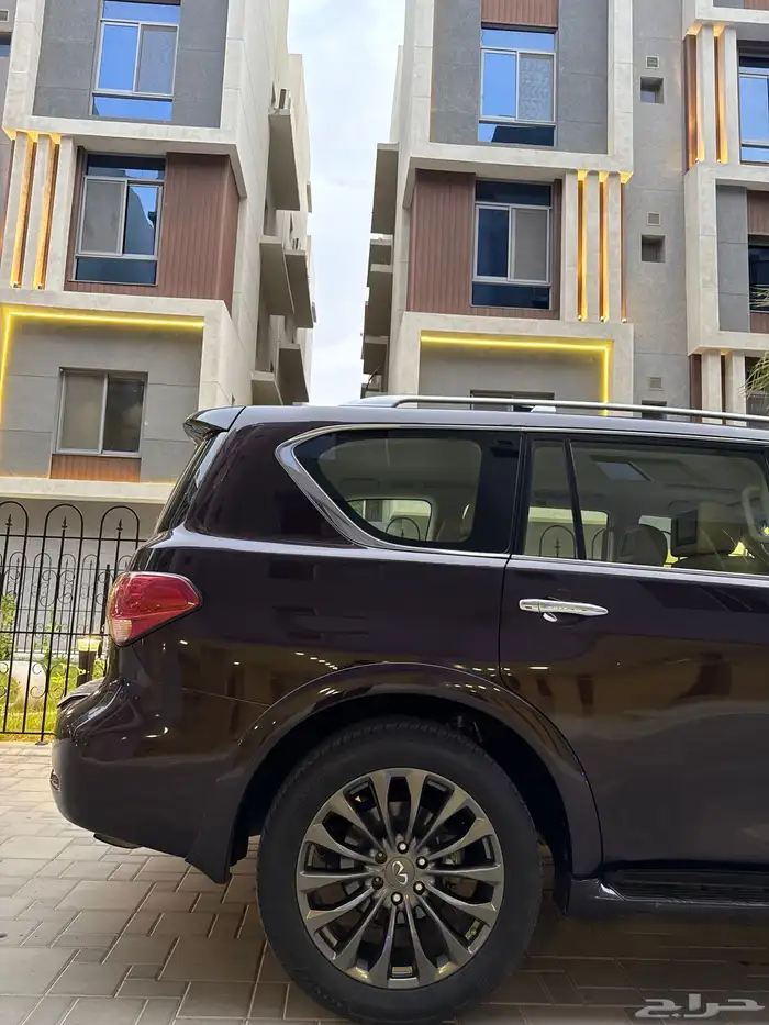 انفنتي QX80 2016 شبه جديد 7