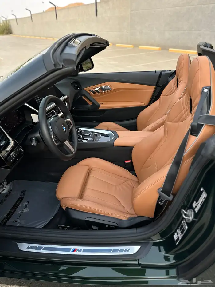 بي ام Z4 2025 كشف 32