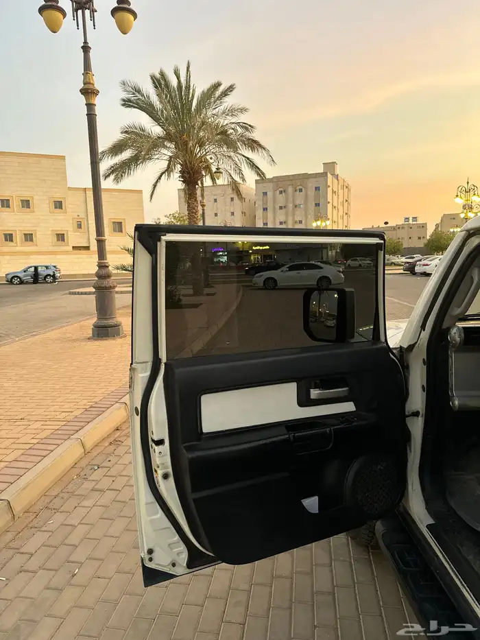 اف جي 2008 ابيض للبيع 8