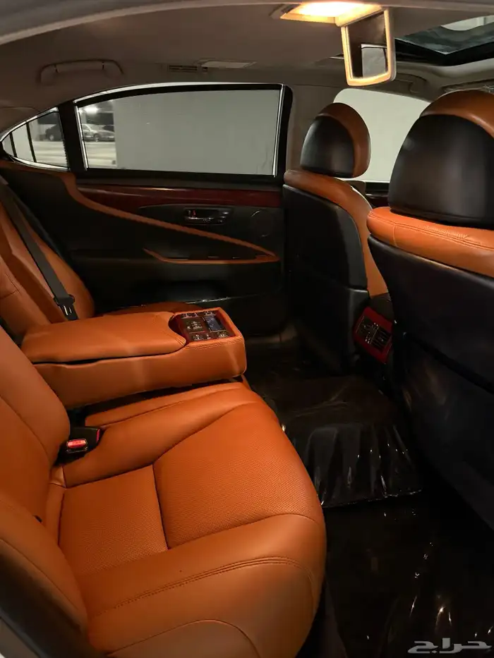 لكزس LS460 L 2012 ( سعودي ) 30