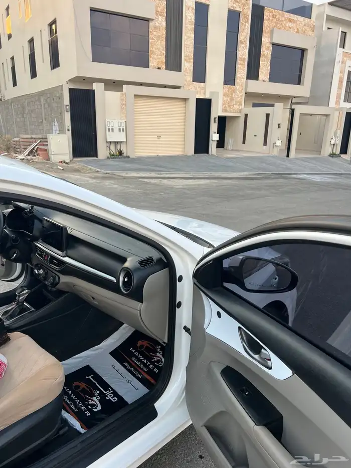 سيراتو 2019 مكينه 2000 cc 13