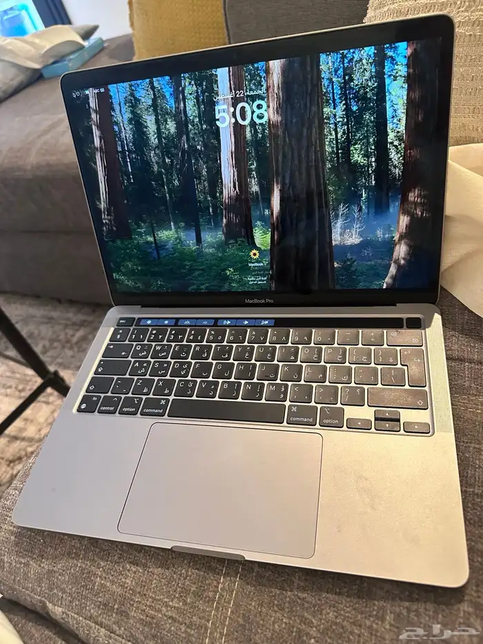 لاب توب MacBook pro من ابل 0