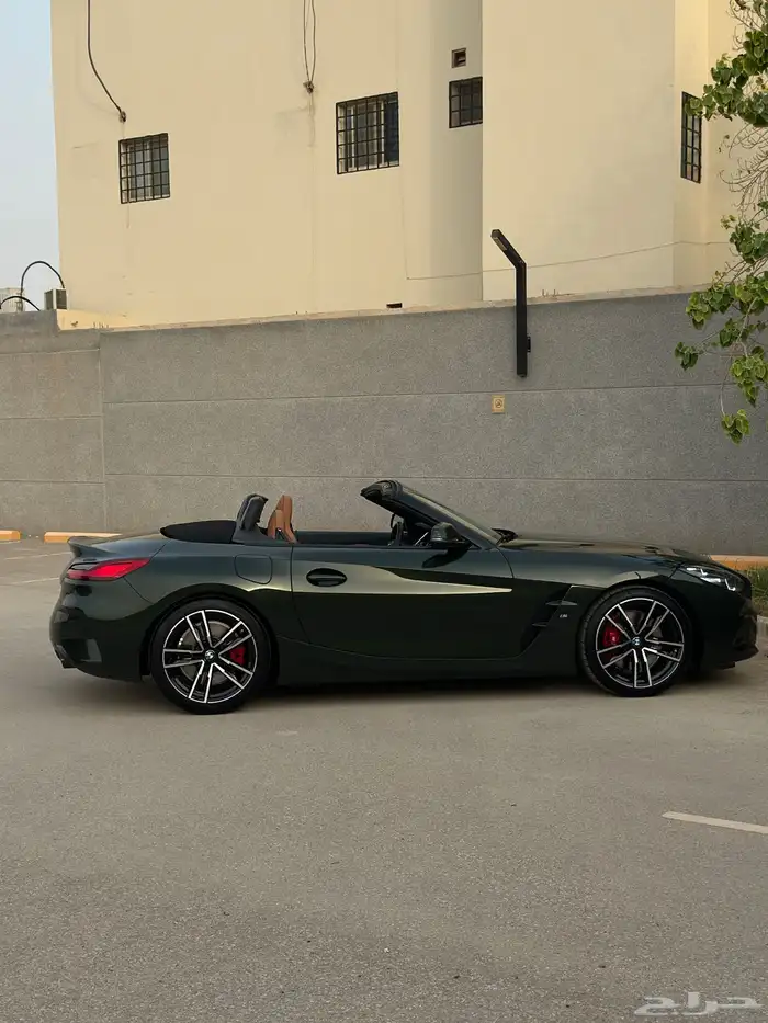 بي ام Z4 2025 كشف 42
