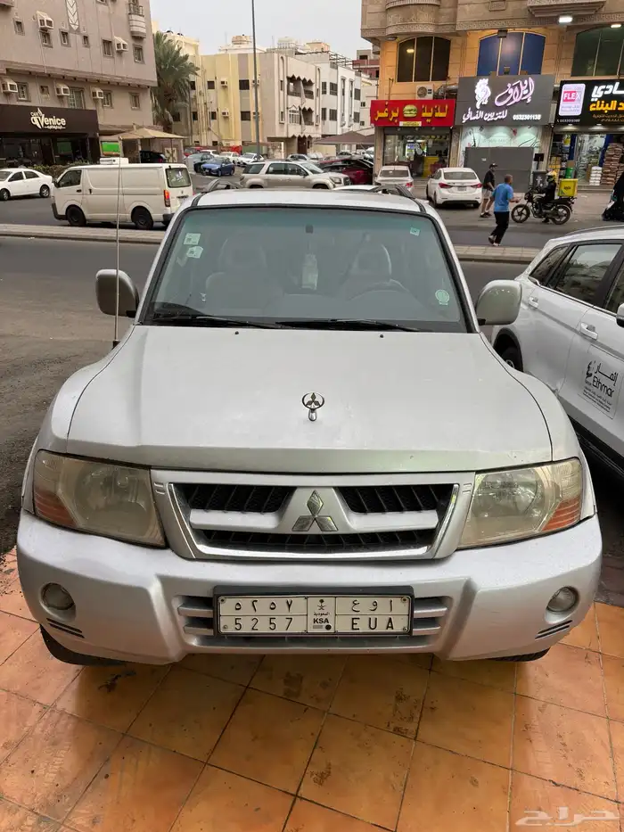 بيع سيارة باجيرو 2006 1