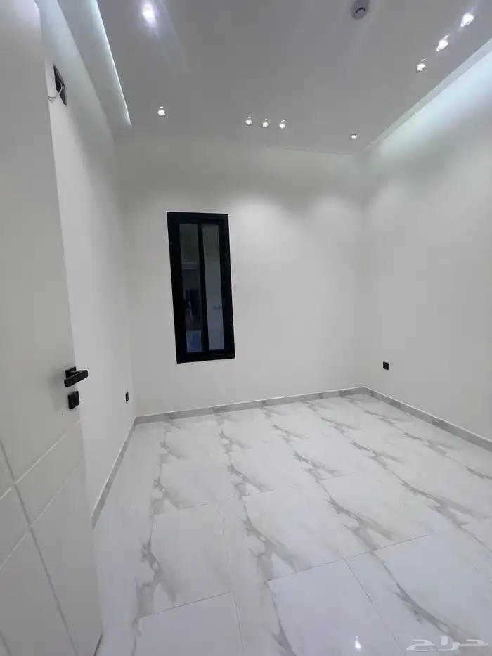 مجمع شقق للبيع حي بدر 12