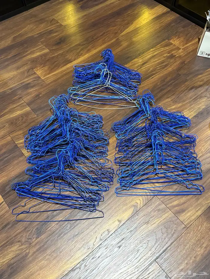 علاقات ملابس توصيل مجاني جده 0