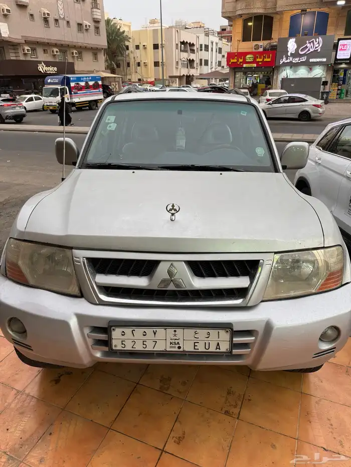 بيع سيارة باجيرو 2006 0