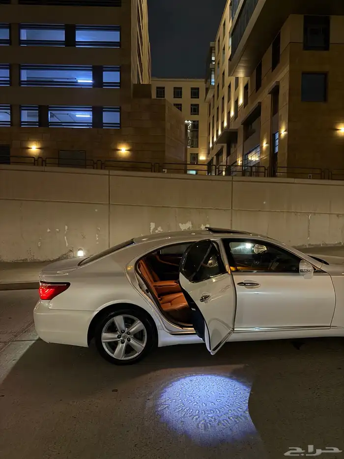 لكزس LS460 L 2012 ( سعودي ) 17