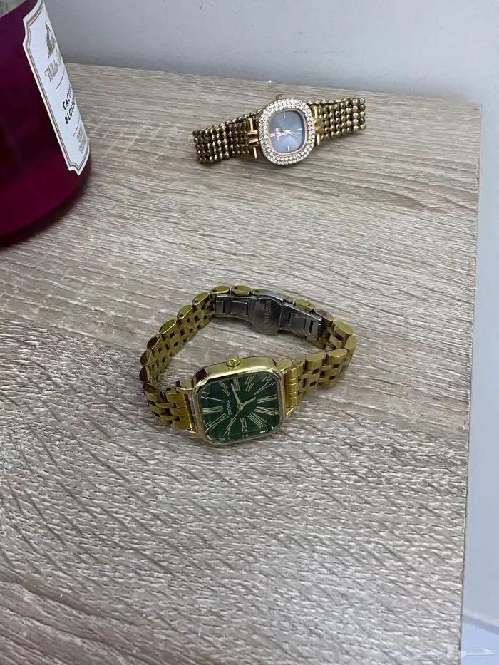ساعات 4