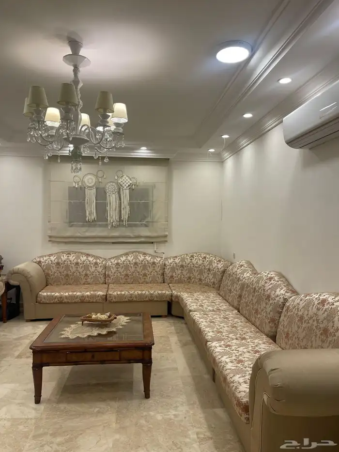 كنب على شكل حرف ال L به خزين تحته 1