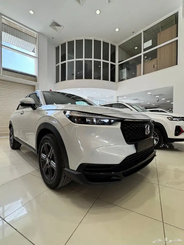 هوندا HRV نص فل موديل 2024 5