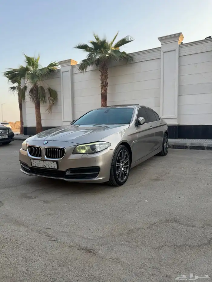 بي ام دبليو 520 2016 1