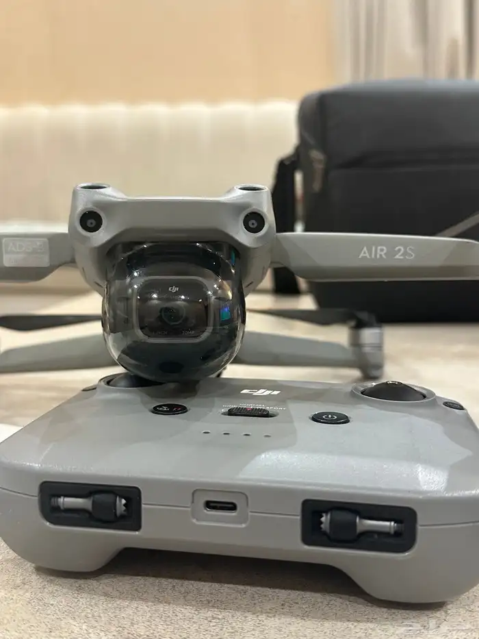 للبيع درون air s2 1