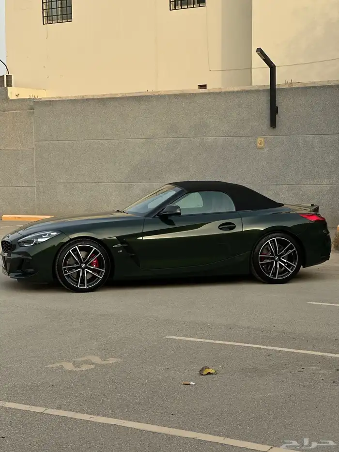 بي ام Z4 2025 كشف 17
