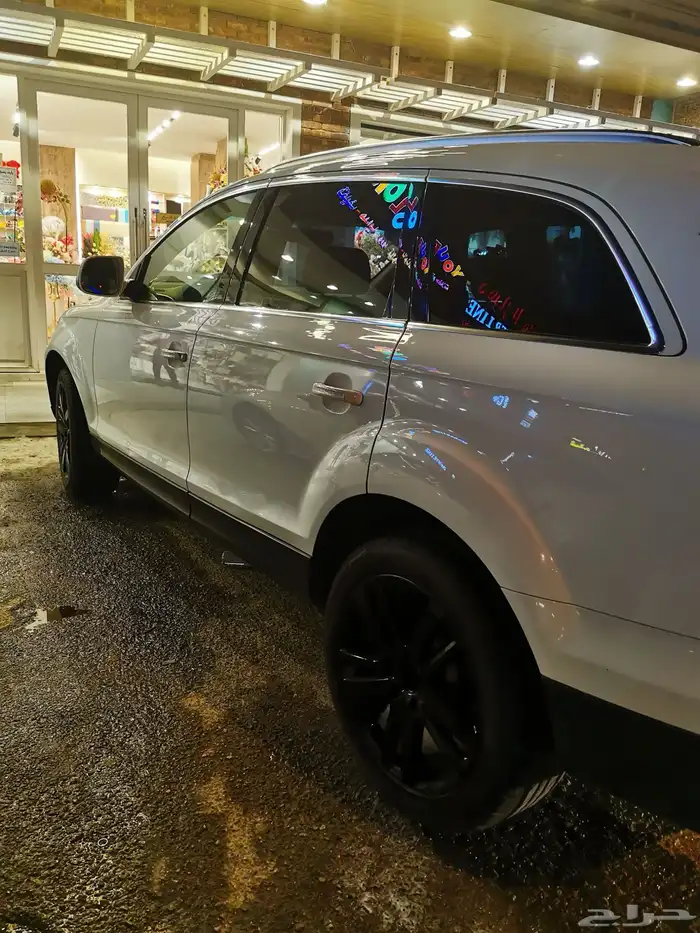 Audi Q7 2010 4