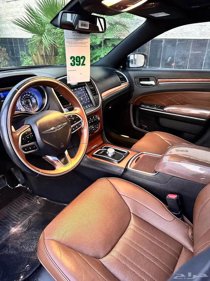 كرايزلر c300 2019 اكزاكتيف 19