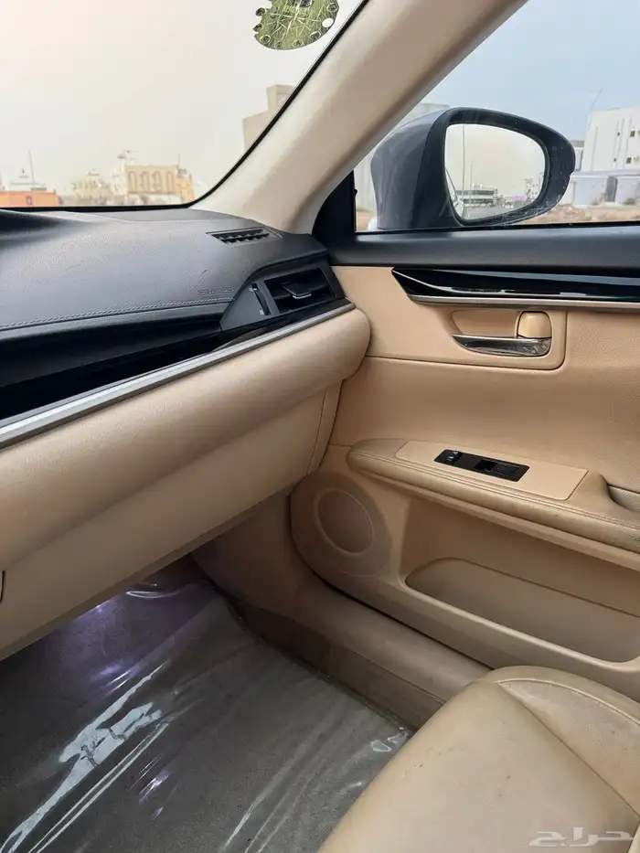 لكزس ES250 موديل 2014 10