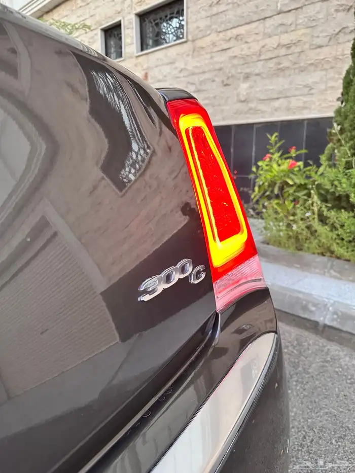 كرايزلر c300 2019 اكزاكتيف 16