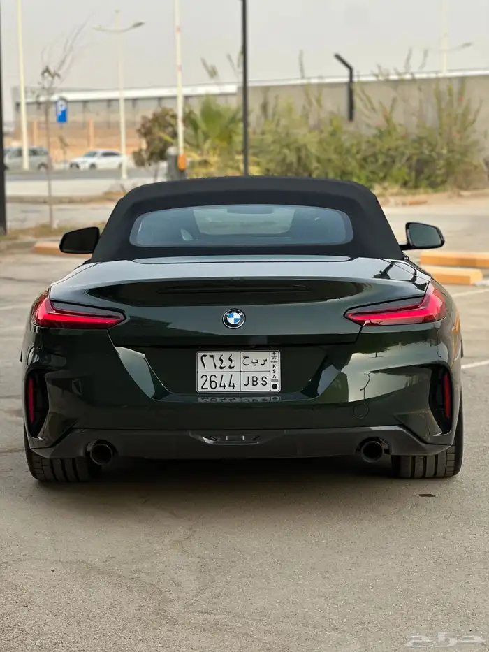 بي ام Z4 2025 كشف 22