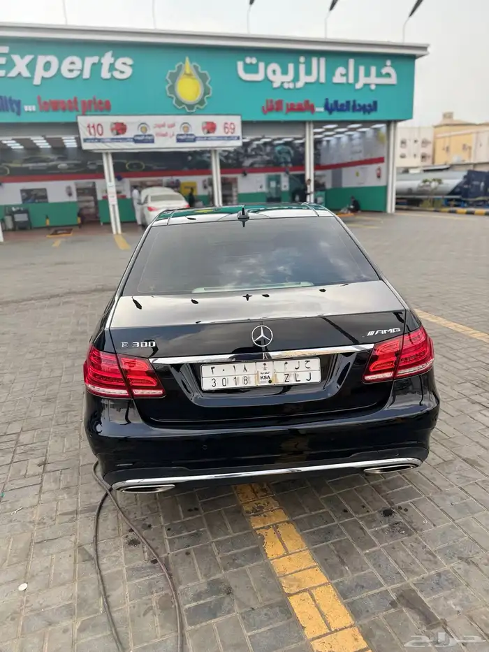مرسيدس بينز E300 1