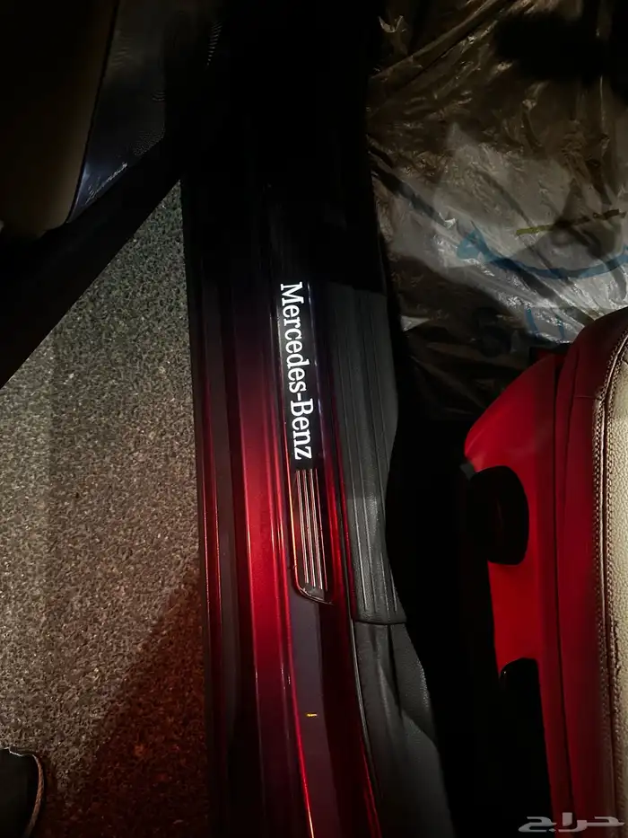لبيع  مرسيدس GLA 250 4MATIC 10