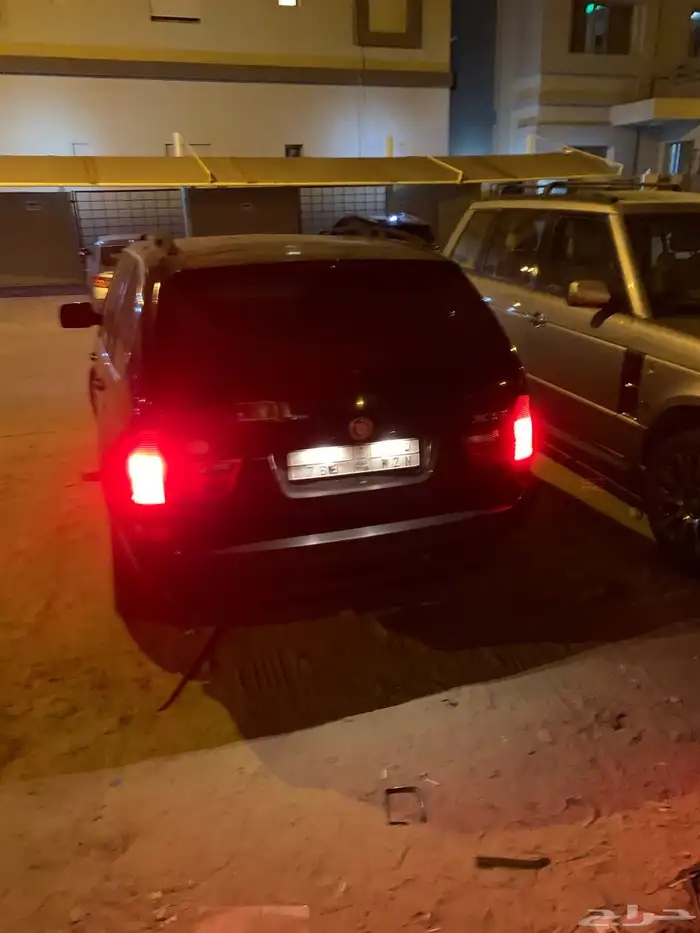 للبيع بي ام x5 7
