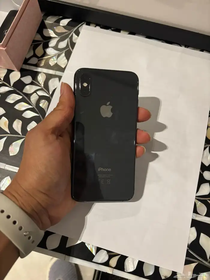 جوال أيفون اكس اس للبيع 2