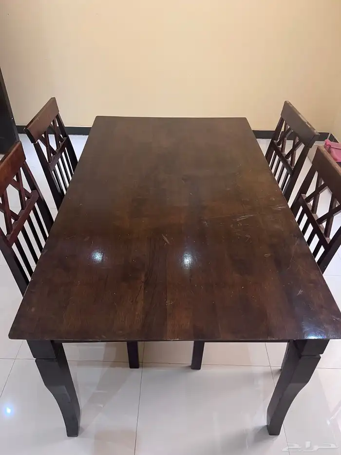 طاولة طعام بحاله جيده 0