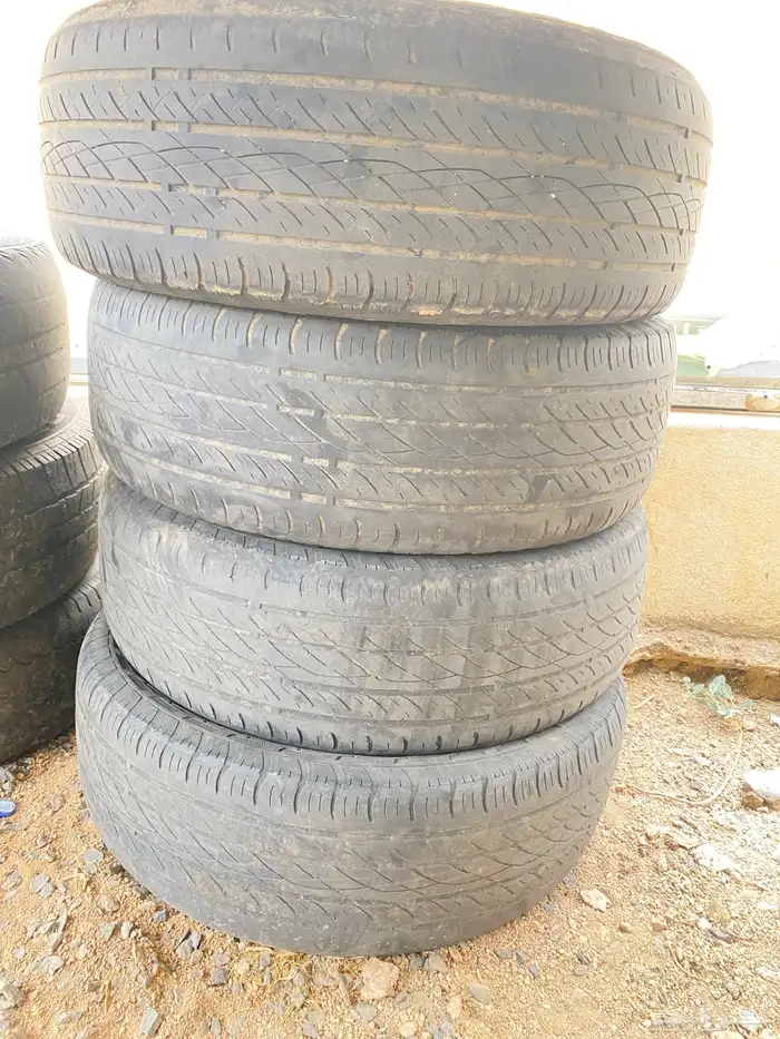 للبيع كفرات مستخدم مقاس 17 0