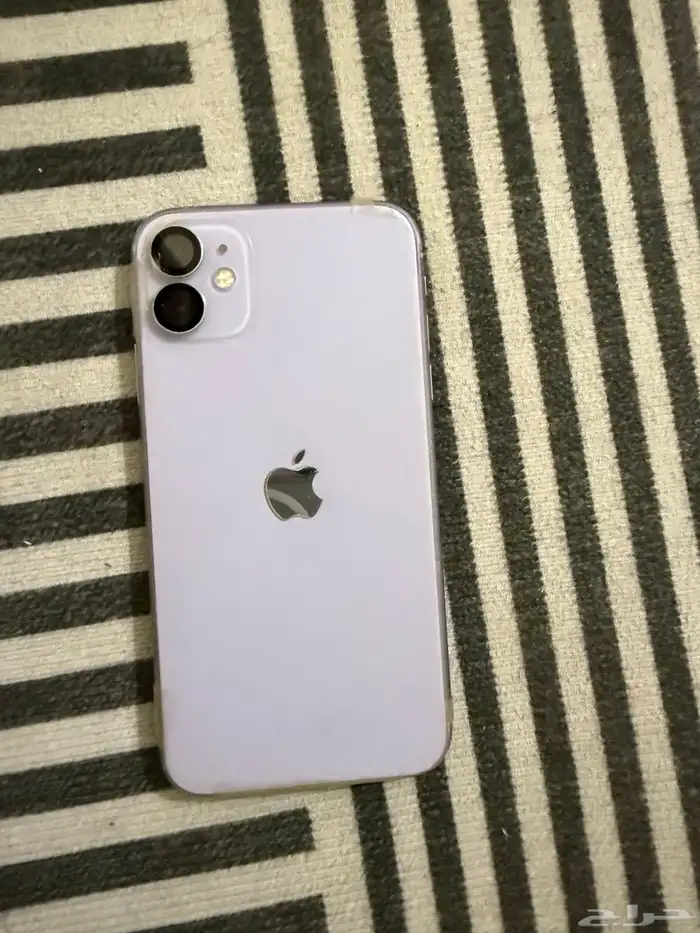 آيفون 11 4