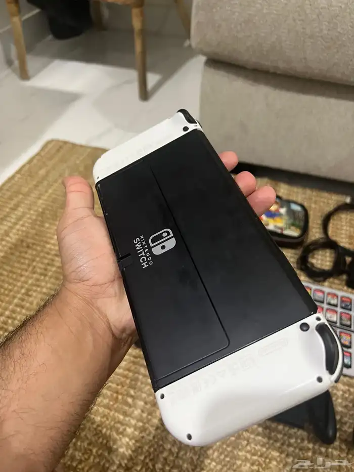 جهازين ننتندو سويتش Two Nintendo Switches 1