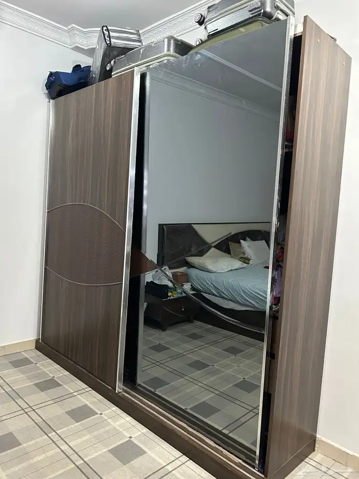 دولاب للبيع صناعة ماليزيا 0