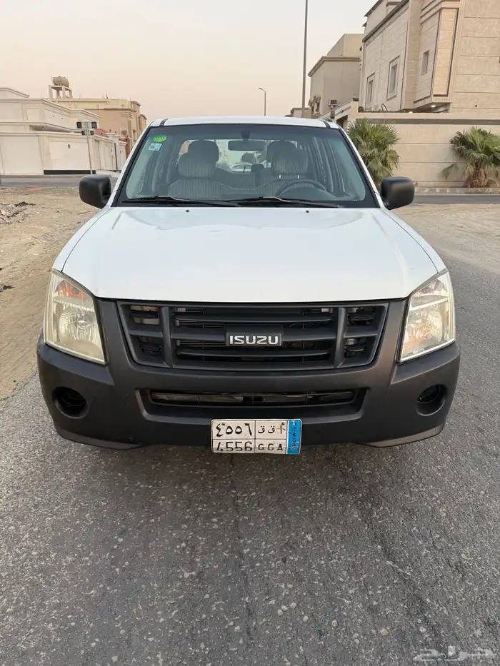ايسوزو 2011 0