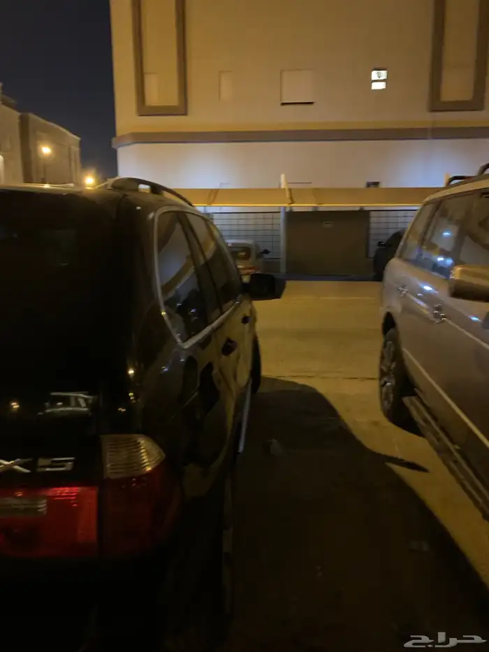 للبيع بي ام x5 4