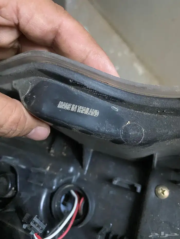 الصطب ديماكس اصلي نضيفه جداوفيها كسر بصيط جدا 7