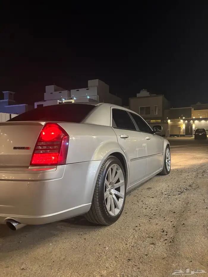 كرايزلر SRT للبيع او البدل 7