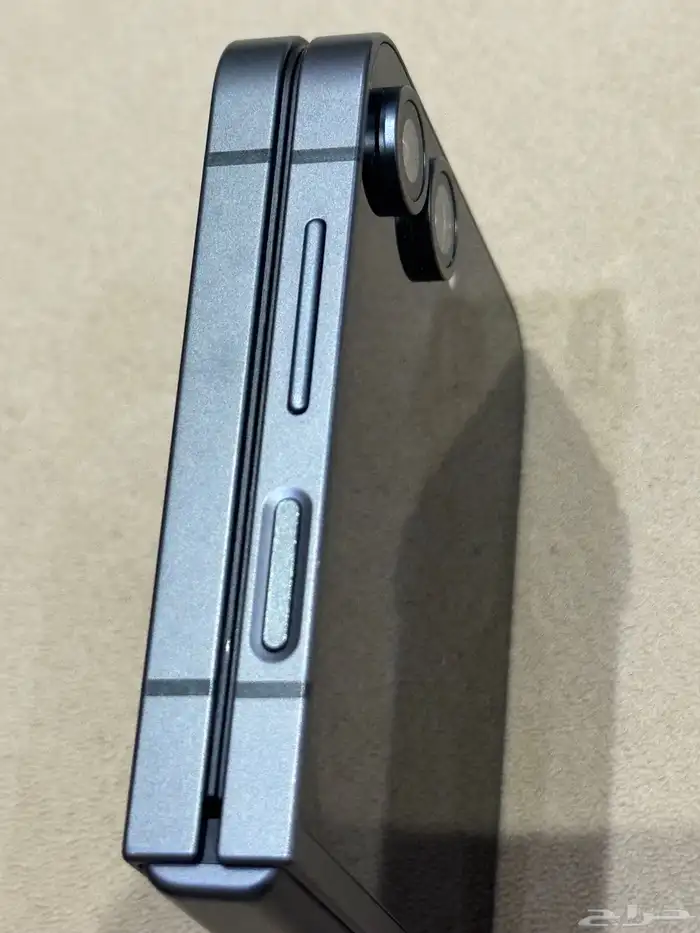 جهاز سامسونج z flip6 1
