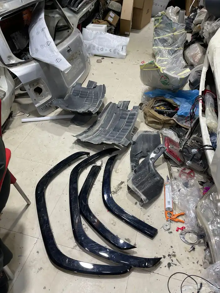 قطع جيب لند كروز 2022 فل كامل 12