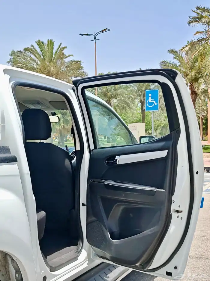 ايسوزو ديماكس 2020 فل كامل ديزل كاش او اقساط 47