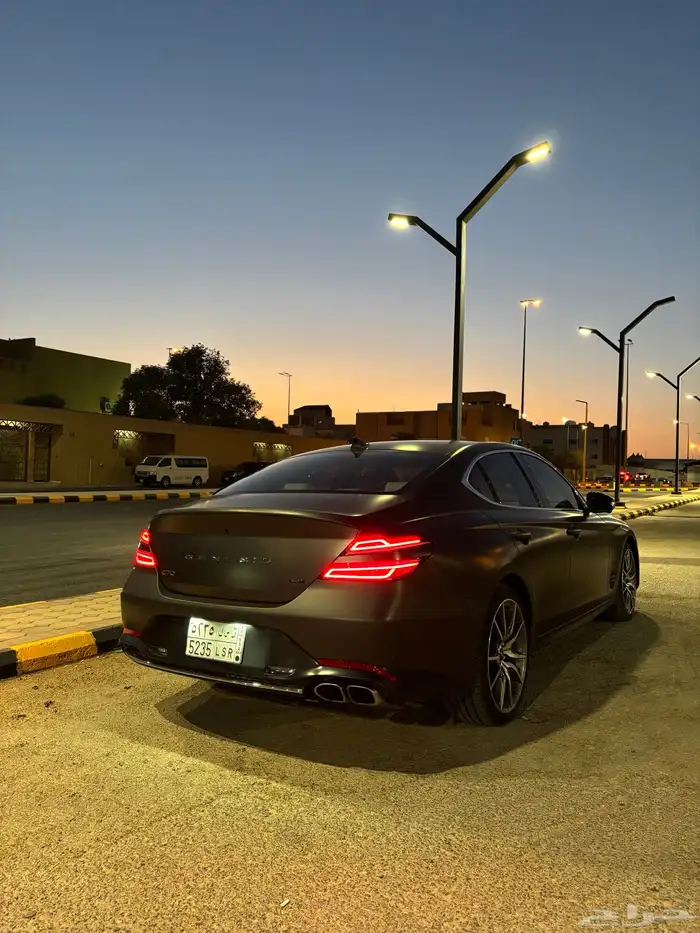 جينيسس G70 2023 1