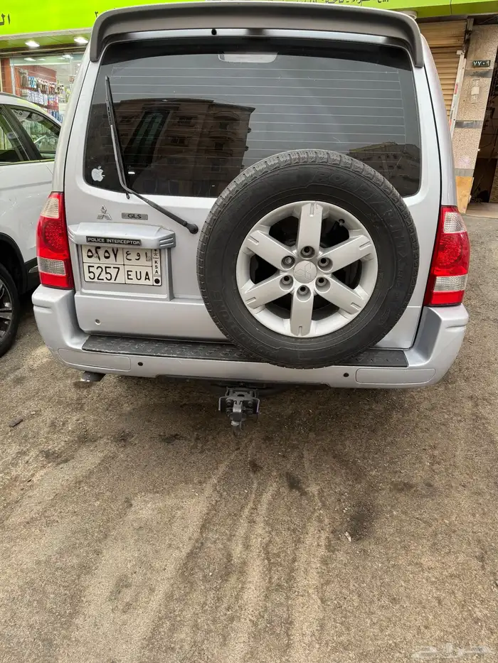 بيع سيارة باجيرو 2006 3