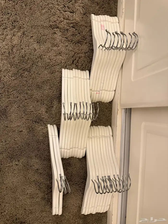 علاقة من ايكيا مستخدمه 1